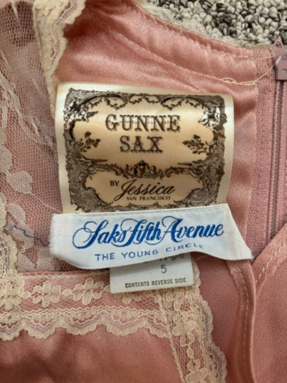 Vintage XS Gunne Sax Pink satin and lace dress - Picture 6 of 9